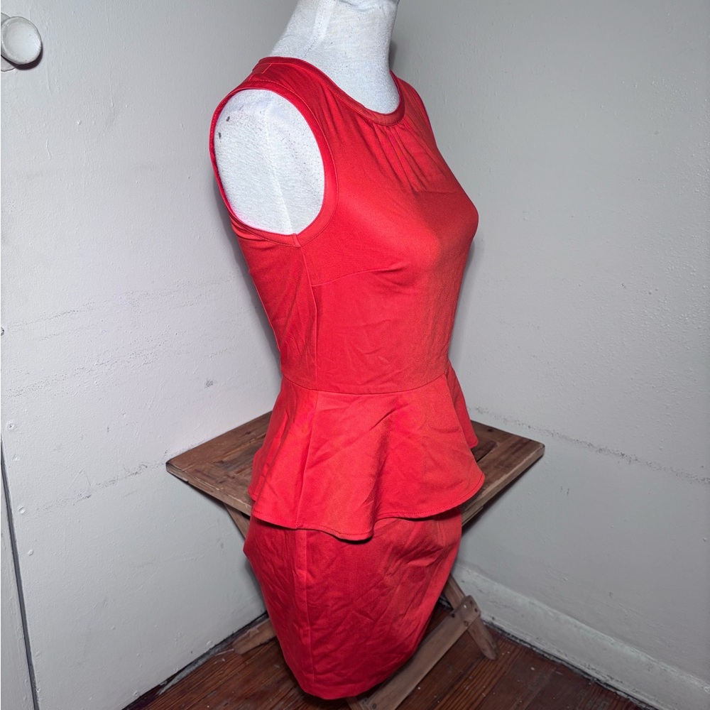 H&M Ruffle Sheath Dress - Picture 6 of 9